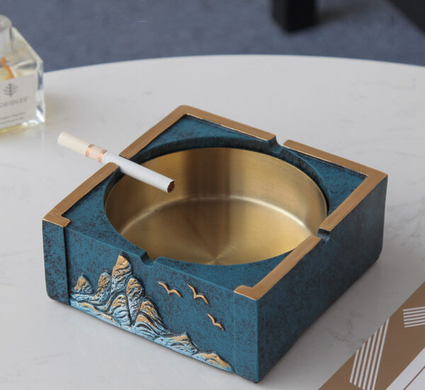 Simple Office Ashtray Nordic Ins Deer Decoration Creative Personality With Lid Living Room Tea Table Decoration - Image 9