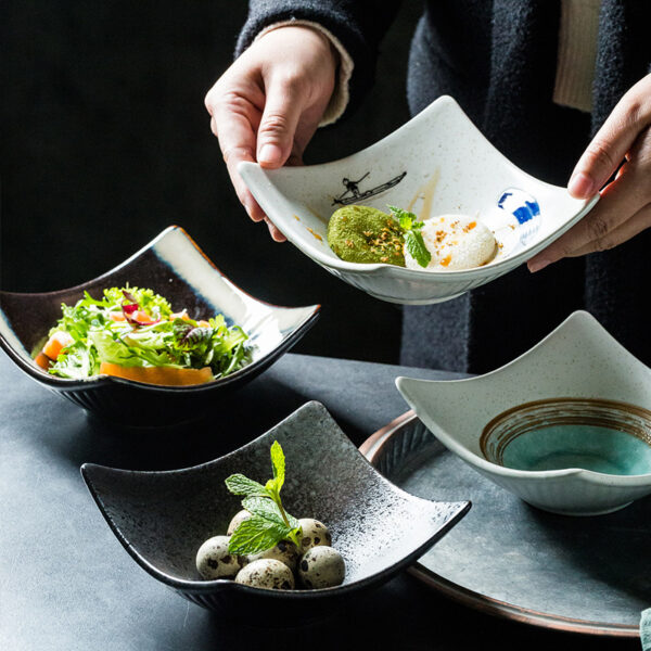 Creative And Minimalist Japanese Ceramic Plates - Image 5